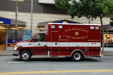 EMS Training - image of ambulance enroute to a medical emergency